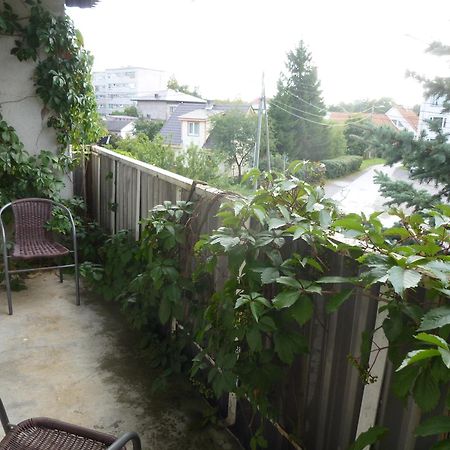 Hotell Paeaesuke Jõhvi Rum bild