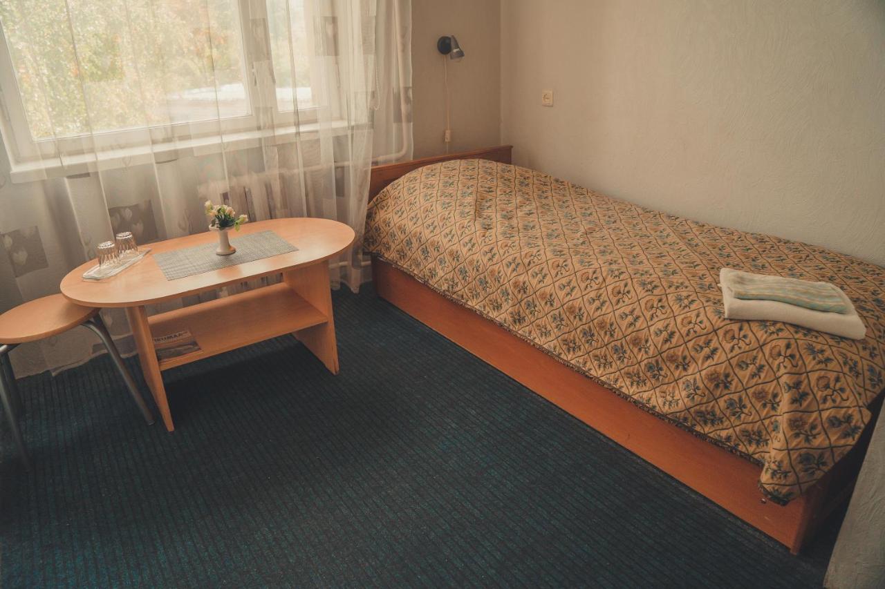 Hotell Paeaesuke Jõhvi Exteriör bild