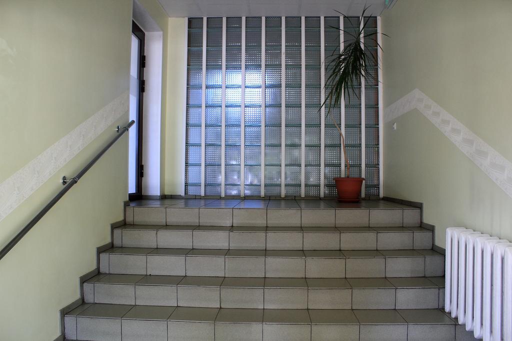 Hotell Paeaesuke Jõhvi Exteriör bild